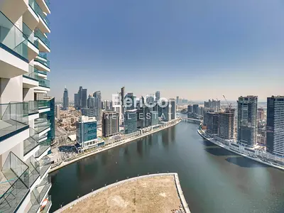 High Floor | Canal View | Vacant | 17 Series