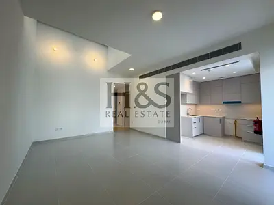 CORNER UNIT | SINGLE ROW | NEXT TO POOL AND GYM