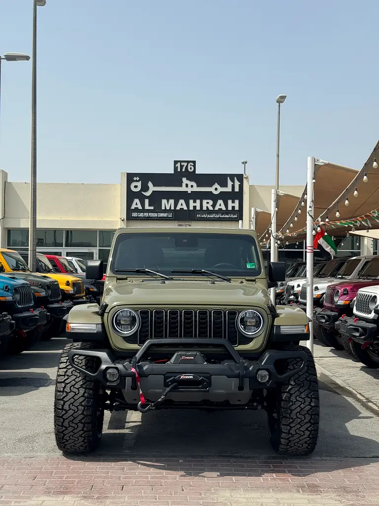 Jeep Wrangler Unlimited 2025 — photo 1 of 10