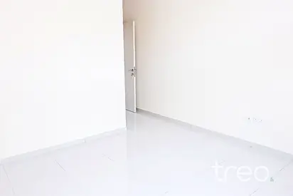 Private Garden | Spacious | Vacant now
