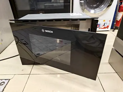 bosch latest model series 8 microwave built-in integrated  model 60cm