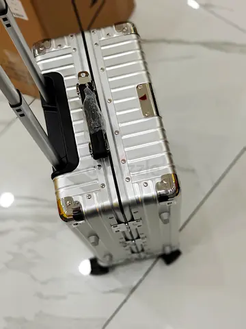 Suitcase aluminum rimowa