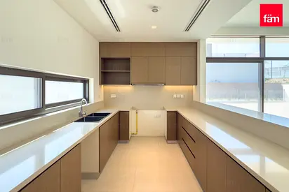 Brand New | Ready To Move In | Exquisite |