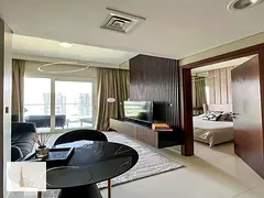 Bright and Spacious One Bedroom in High Floor