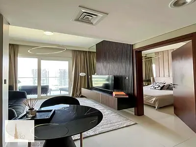 Bright and Spacious One Bedroom in High Floor