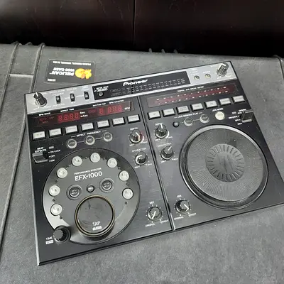 Pioneer DJ EFX-1000 Effector (AC 120V, 60Hz, 16W)
