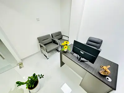 Brand new office |direct from Owner |near to Public Transport