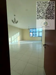 Three-bedroom apartment for sale in an excellent location, at a great price, with an open view and i