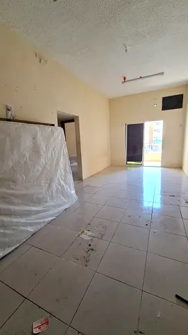 💰 الإيجار السنوي: 25,000 درهم   🔥 فرصة مميزة للإيجار في البوطينه  🔥  🏠 غرفة وصالة للإيجار – سكن عائلي فقط