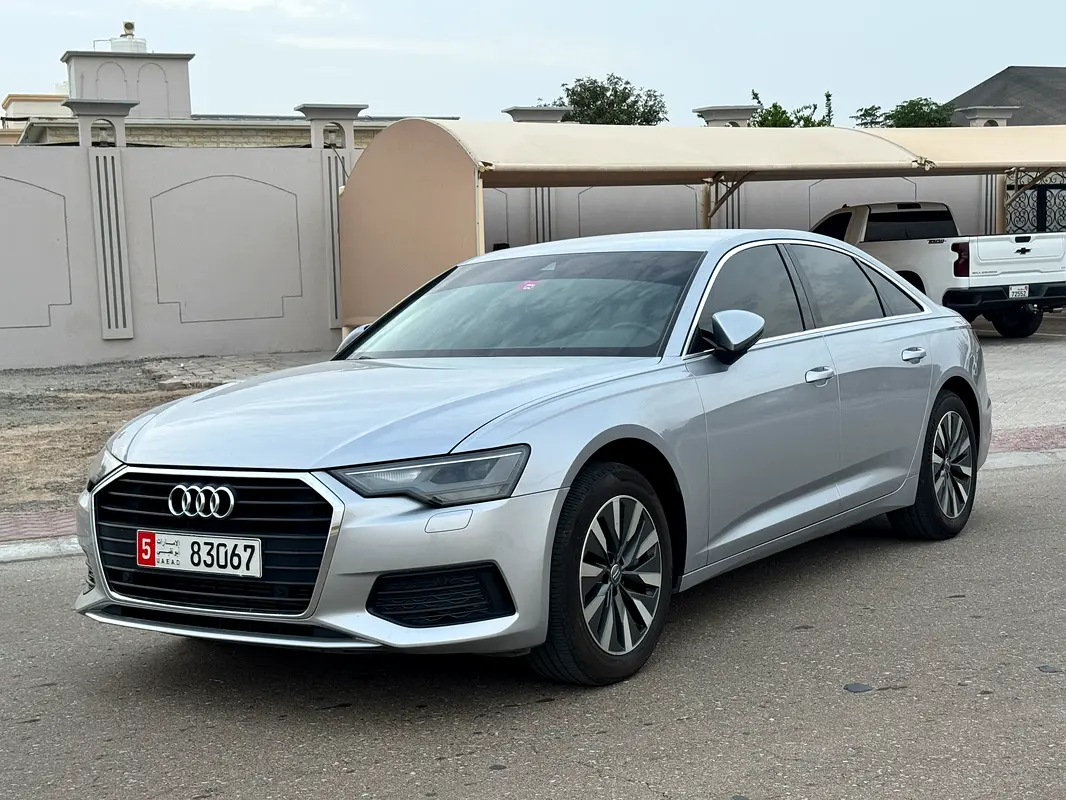 Audi A6 2020 — photo 1 of 15