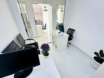 Brand new office |direct from Owner |near to Public Transport