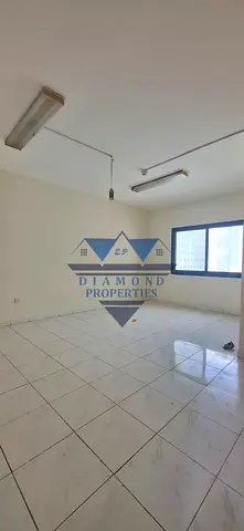 Very spacious close hall 1bhk cantral AC available good location in Al Qasimia just 29kk