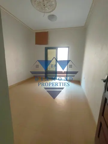 Good location family building good management 1bhk with balkany available in Abushagara just in 26k