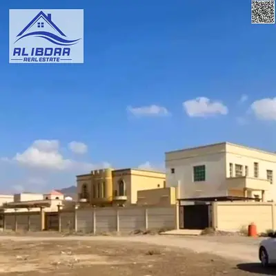 🇦🇪 🏡 فيلا دورين للبيع – مصفوت (تملك مواطنين فقط) فيلا مميزة بتقسيم عملي ومساحات مريحة، مناسبة للسكن العائلي، وتقع في منطقة هادئة ومطلوبة في مصفوت.