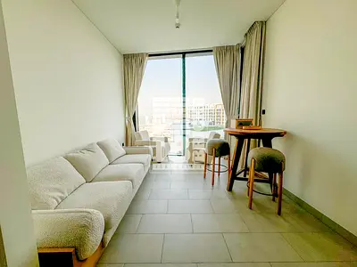 1 Bedroom+ Study | Fully Furnished | Lagoon View