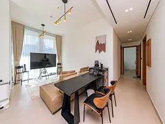 Vacant on transfer | Private pool | Storage room