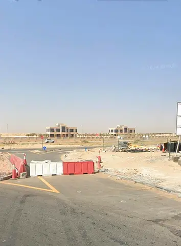 للبيع ارض سكنية مميزة زاوية في منطقة الحوشي