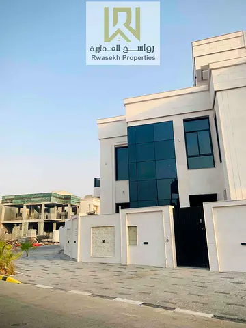 فيلا زاوية بنظام ذكي للبيع في الياسمين عجمان