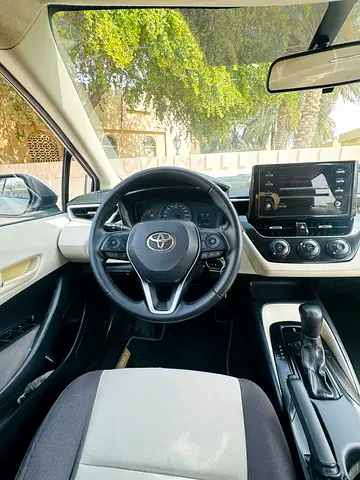 صورة 17 لـ 2020 Toyota COROLLA