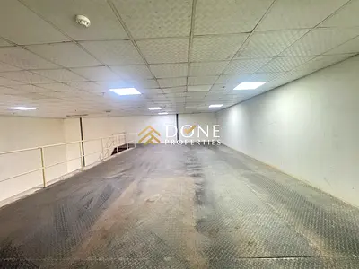 Luxury wharehouse with Mazzine floor Business area ready to move prim lecation only jest 130k