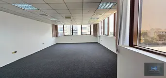 HALF FLOOR | FITTED | PRIME LOCATION | BEST PRICE