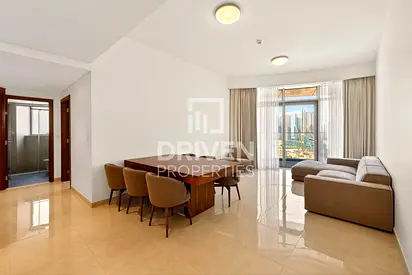 Burj Khalifa View | Mid Floor | Huge Layout