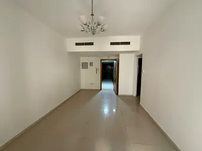 أفضل العروض بالتعاون لغرفه وصاله سكن عائلي مناسب جدا لعائله صغيره قريب من جميع الخدمات والمراكز التجاريه وسهل الوصول الي دبي