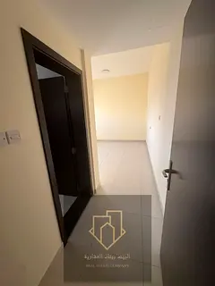 Excellent location - Large area - Close to the Dubai and Sharjah exit - Close to all services
