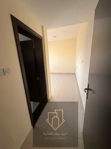 Excellent location - Large area - Close to the Dubai and Sharjah exit - Close to all services