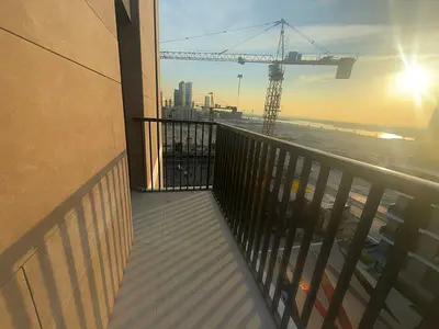 للبيع شقة مميزة في جزيرة مريم مبنى جواهر 2