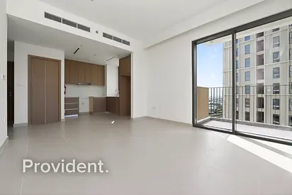 Brand New | Pool View | Close to Mall and Park