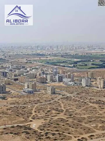 🏢 شقة للبيع – مدينة الإمارات، ليليز تاور فرصة مميزة لامتلاك شقة واسعة بمساحة كبيرة وإطلالة رائعة. تفاصيل الشقة: 1 غرفة نوم 2 حمام صالة + مطبخ مساحة ا