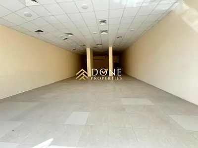 45 days free On the road luxury shop very prime location Business area ready to move only jest 140k