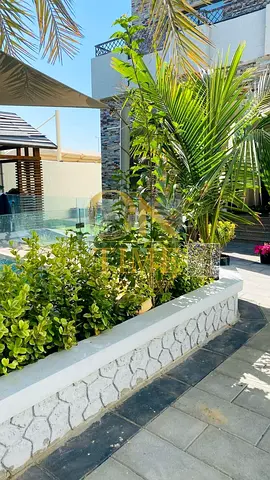 فيلا | مسبح فلاتر امريكية| تشطيب كامل | مفروش جديد