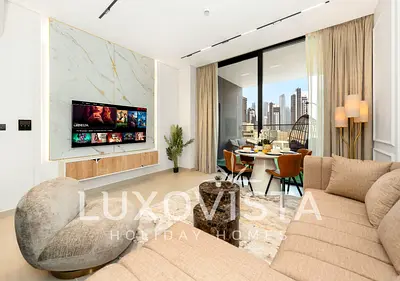Luxury 1 BR Apartment with Private Jacuzzi
