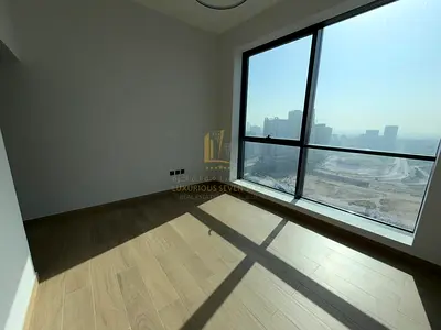 For Sale 2-Bedroom Apartment with Sea View Freehold for All Nationalities La Plage Tower