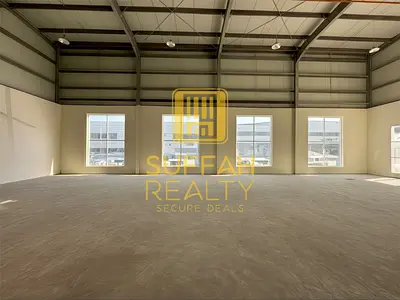 Road-Facing 6,000 Sq.ft Warehouse for Rent – Al Quoz SZR (Creative Zone)