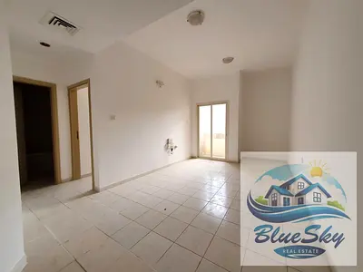 Biggest offer 1bhk With balcony wardrobe family building just for rent 30k only