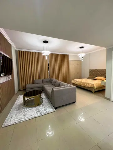 فرصه مميزه للسكن والايجار في ارقي ابراج اماكن خدميه في عجمان