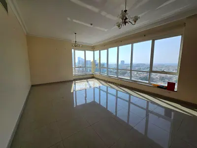 شقة فاخرة للبيع في برج المهند