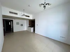 2BHK REsale in City Towers with parking Total: 507,000 Asking Price: 230,000