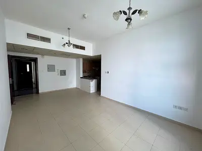 2BHK REsale in City Towers with parking Total: 507,000 Asking Price: 230,000