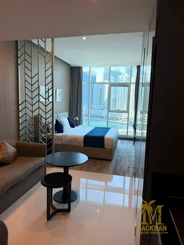 Stunning canal view | Bills included | Monthly Payment | Prime Location