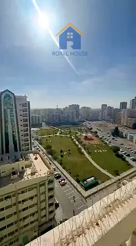 ثلاث غرف لقطة اطلالة علي الحديقة