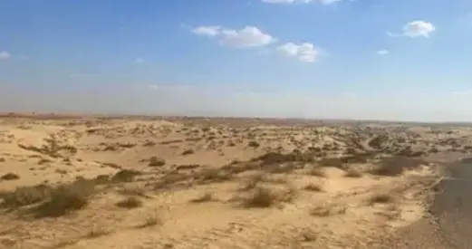 أرض سكنية زاوية للبيع في الحوشي – تصريح بناء مرن ومخططات جاهزة