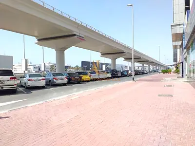 Dewa Bills Free: Near metro Station: Spacious size