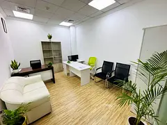 Modern Office | Bank Account Assistance | Free Amenities |