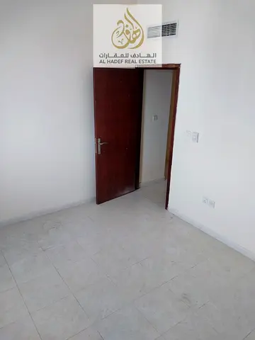 غرفتين وصــــاله بلكونه 2 حمام موقع مميز