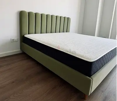 Elegant beautiful 160*200 queen size bed