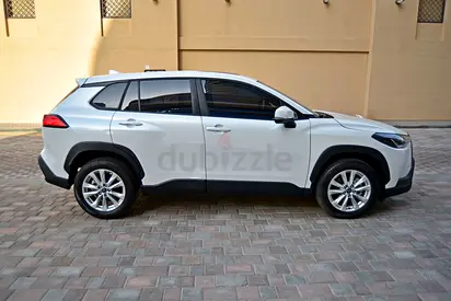 Toyota Corolla Cross // Full Option // 9,000 KM Only // Sunroof